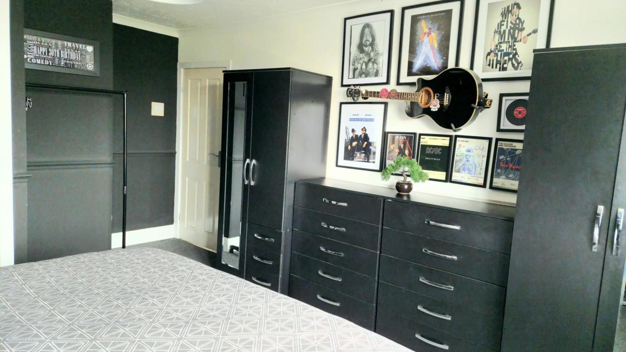 Detached Homestay - Super, King & Double Rooms - Leyland, Preston, Chorley, Lancashire ภายนอก รูปภาพ
